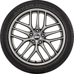 Yokohama ADVAN A048 | Tire Rack